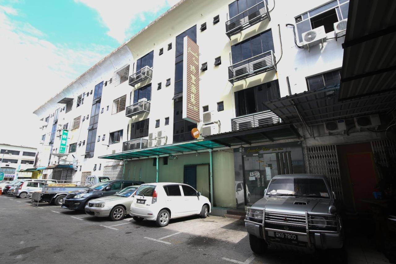 Oyo 90136 Jumbo Inn Kuching Zewnętrze zdjęcie